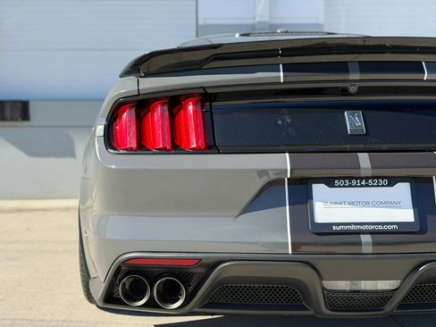Used 2018 Ford Mustang Shelby GT350 w/ Electronics Package RWD image 28