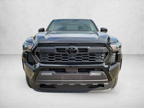 Used 2026 Toyota Tacoma TRD Off-Road AWD/4WD image 2