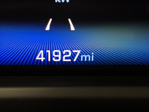 Used 2024 GMC Acadia Denali AWD/4WD image 10