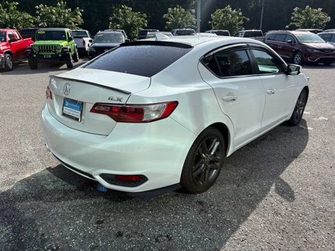 Used 2018 Acura ILX FWD image 5