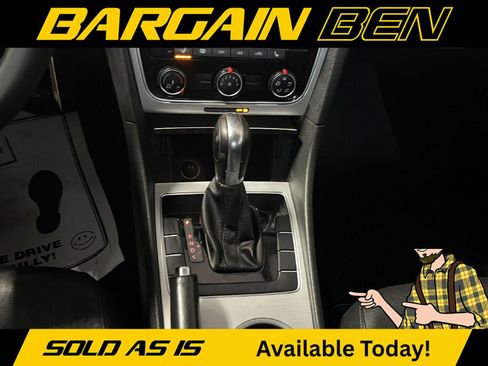 Used 2013 Volkswagen Passat 2.5 SE image 21