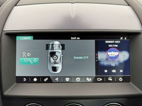 Used 2020 Jaguar F-TYPE Coupe image 17