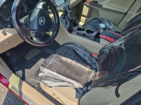 Used 2014 Toyota Venza LE AWD/4WD image 12