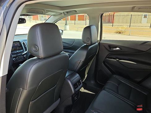 Used 2022 Chevrolet Equinox Premier image 9