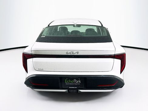 Used 2025 Kia K4 LXS image 7