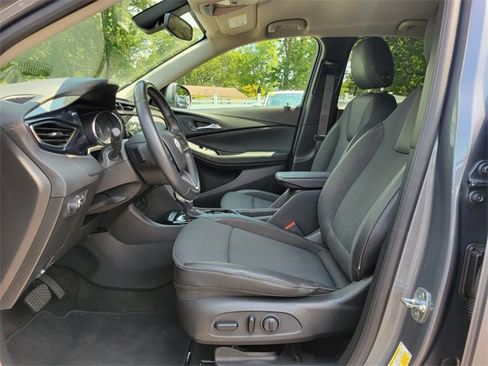 Used 2022 Buick Encore GX Select w/ Sport Touring Package image 20