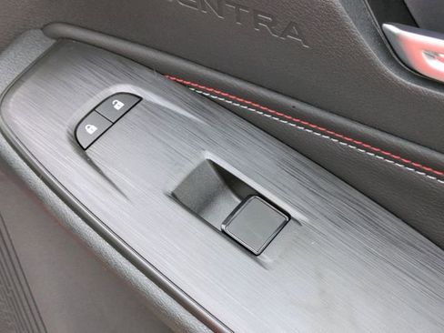 New 2026 Nissan Sentra SR w/ SR Premium Package FWD image 34