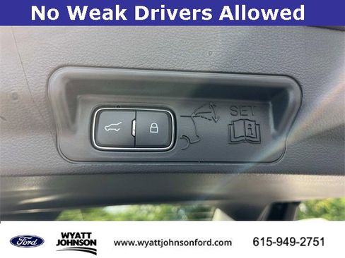 New 2025 Ford Explorer Active image 13