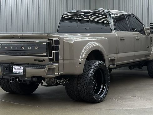 Used 2026 Ford F450 Platinum w/ Platinum Plus Package AWD/4WD image 5