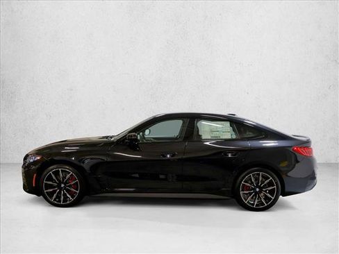 Used 2026 BMW i4 xDrive40i w/ M Sport Package AWD/4WD image 9