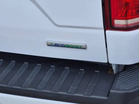 Used 2018 Ford F150 XLT w/ Equipment Group 302A Luxury AWD/4WD image 27