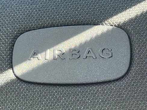 Certified 2022 Mercedes-Benz GLC 300 4MATIC image 15