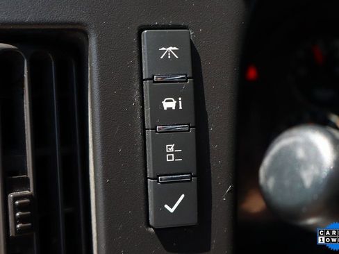 Used 2018 Chevrolet Express 3500 image 20