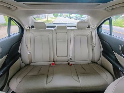 Used 2017 Lincoln Continental Select w/ Climate Package AWD/4WD image 58