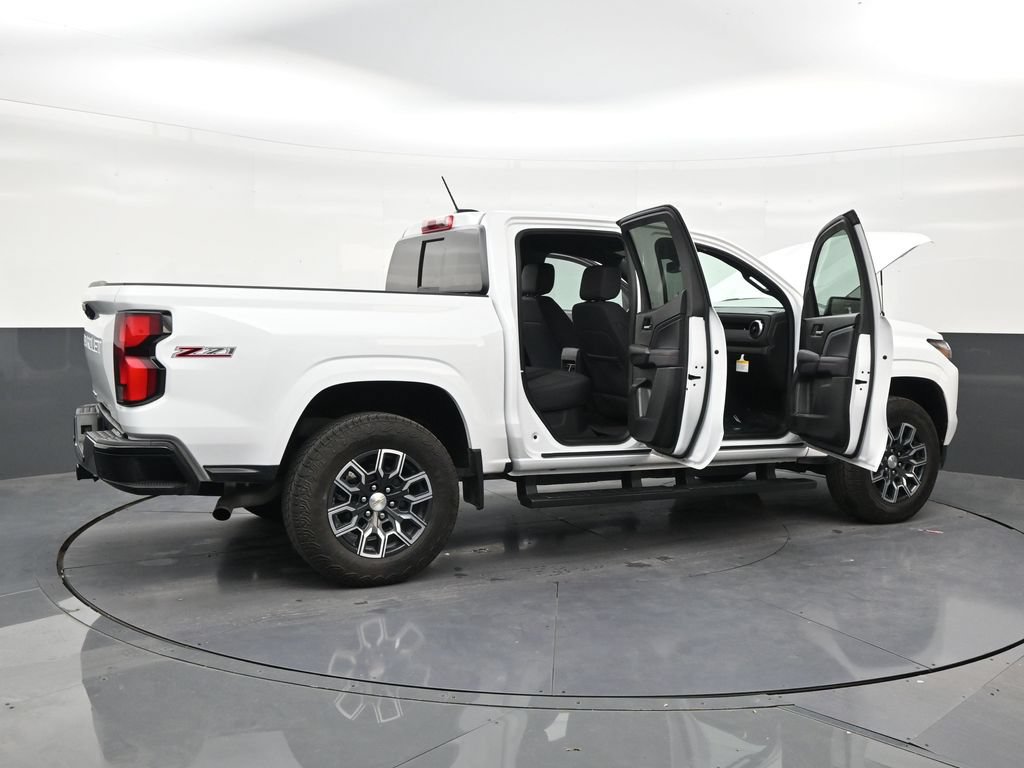 Used 2026 Chevrolet Colorado Z71 AWD/4WD image 28