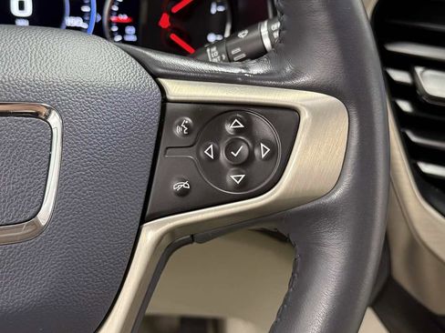 Used 2020 GMC Acadia Denali image 21