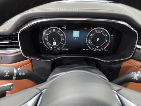 New 2026 Jaguar F-PACE R-Dynamic S AWD/4WD image 15