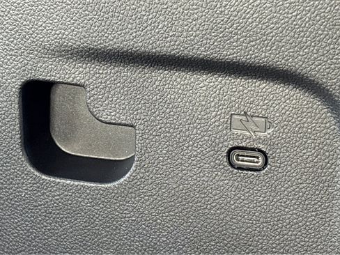 New 2026 Chevrolet Traverse LT w/ Driver Confidence Package image 33