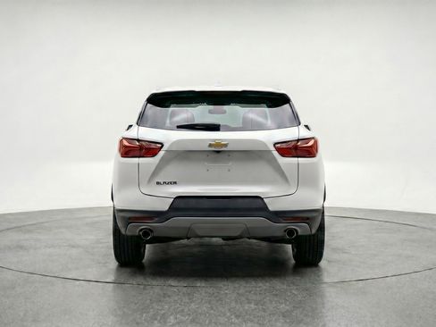 Used 2025 Chevrolet Blazer LT FWD image 7