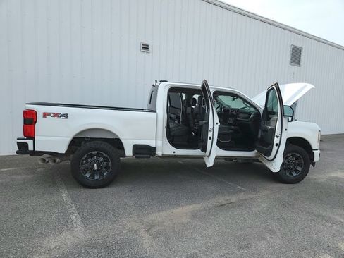 Used 2024 Ford F250 Lariat w/ Lariat Ultimate Package AWD/4WD image 13