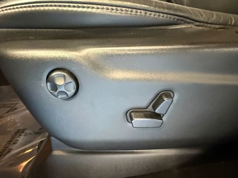 Used 2015 Dodge Durango Limited w/ Mopar Chrome Appearance Group image 37