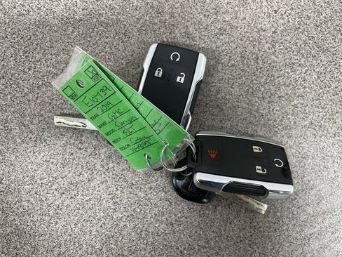 Used 2019 GMC Canyon SLT image 25