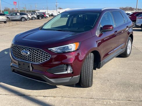 Used 2024 Ford Edge SEL w/ Convenience Package image 6