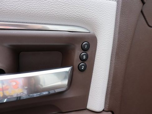 Used 2025 RAM 2500 Laramie w/ Towing Technology Group image 11