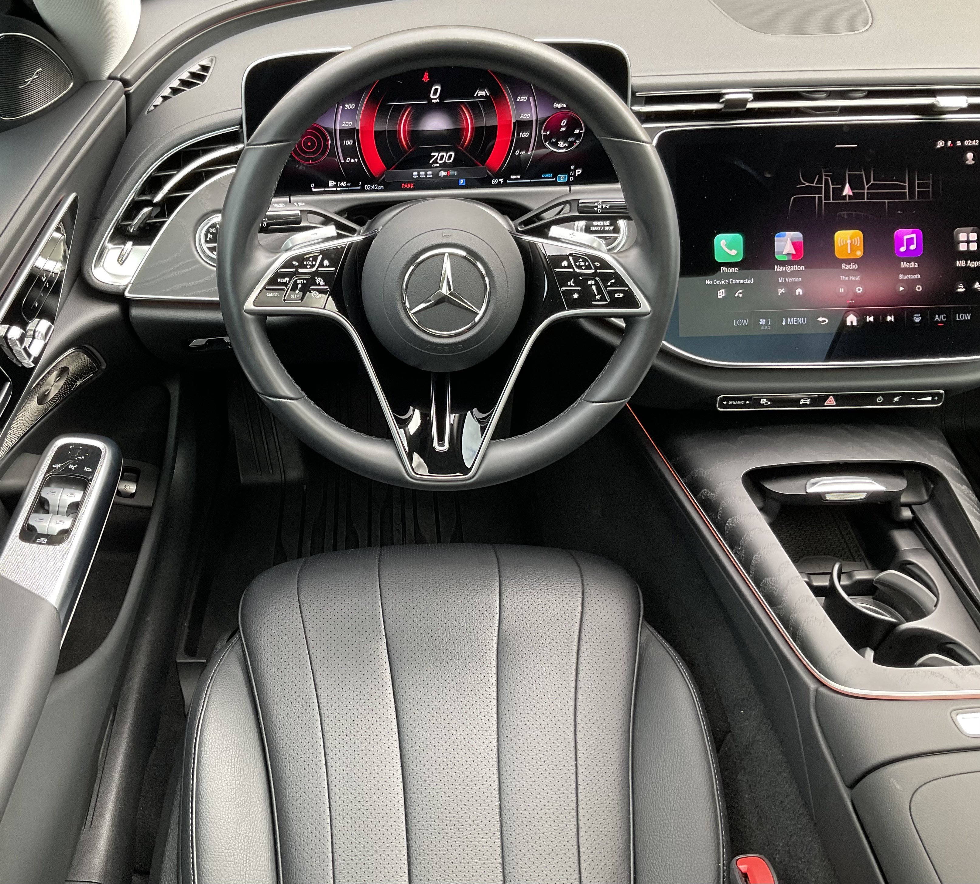 Used 2024 Mercedes-Benz E 350 4MATIC Sedan image 27
