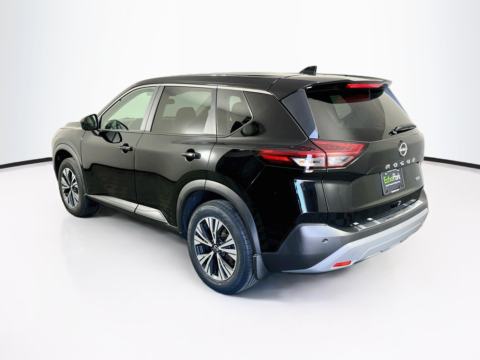 Used 2023 Nissan Rogue SV FWD image 5