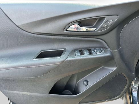 Certified 2023 Chevrolet Equinox RS image 19