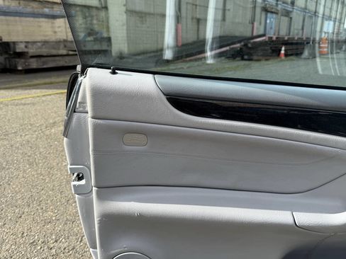 Used 2000 Mercedes-Benz CLK 430 CLK 430 2dr Convertible image 40