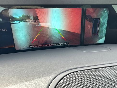 Used 2024 Lincoln Nautilus Reserve w/ Equipment Group 202A image 31