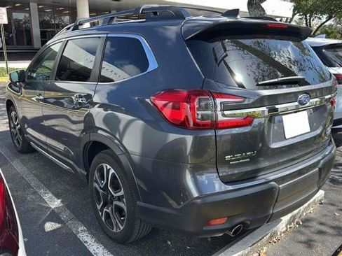 Used 2023 Subaru Ascent Touring image 4