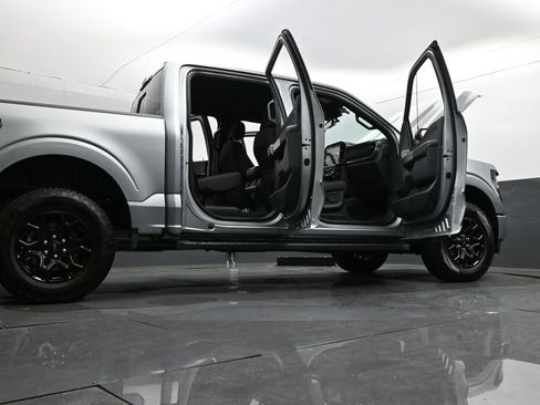 New 2026 Ford F150 XLT w/ Equipment Group 302A MID AWD/4WD image 40