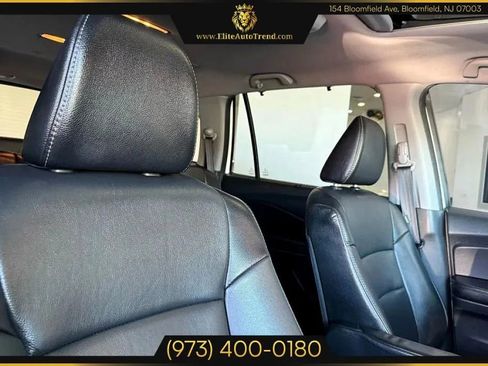 Used 2017 Honda Pilot Touring image 23