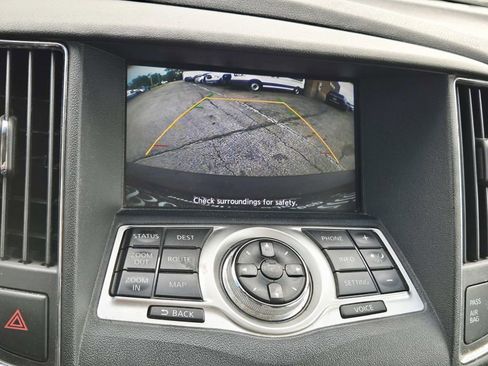 Used 2011 Nissan Maxima 3.5 SV w/ Premium Pkg FWD image 16