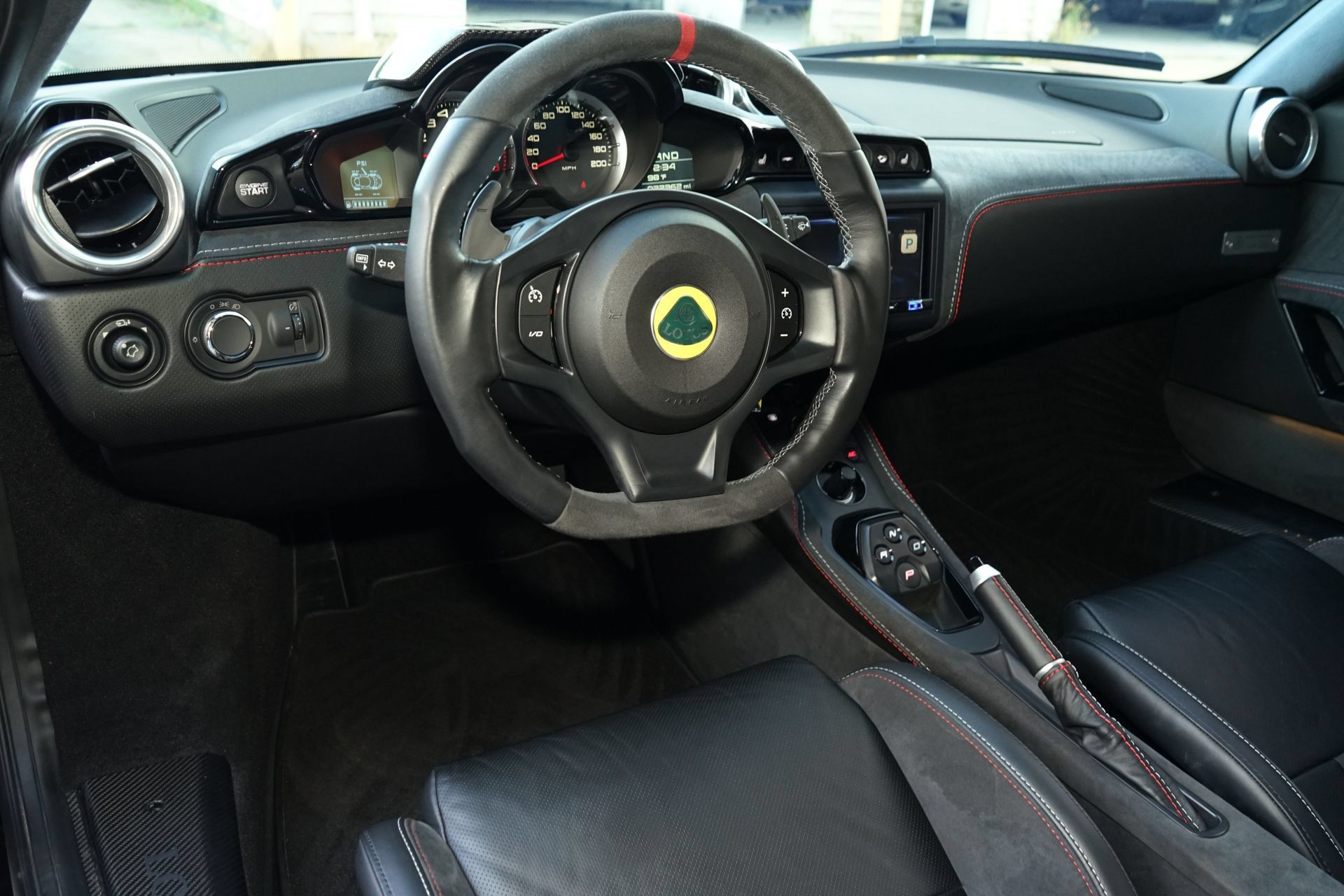Used 2020 Lotus Evora RWD image 8