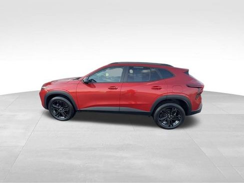 Certified 2024 Chevrolet Trax ACTIV w/ Driver Confidence Package image 6