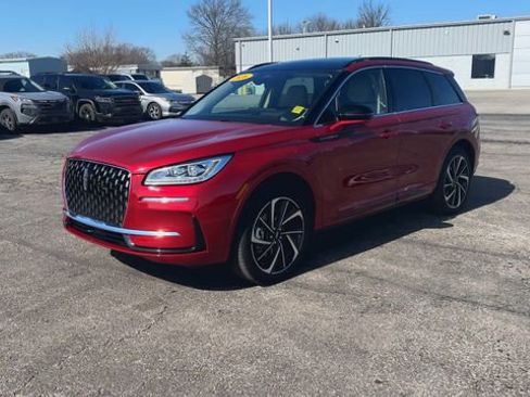 Used 2026 Lincoln Corsair Grand Touring image 4
