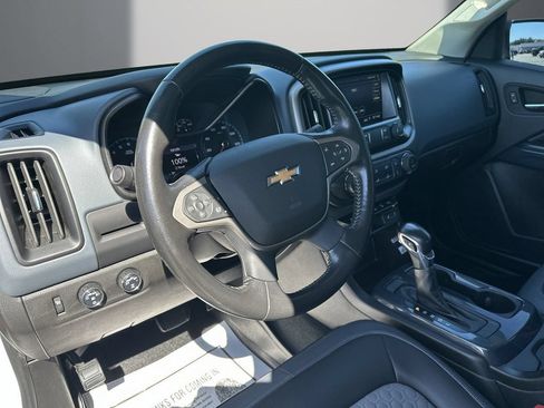 Used 2022 Chevrolet Colorado Z71 AWD/4WD image 13