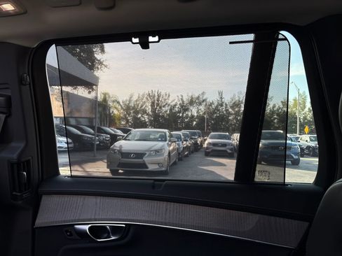 New 2026 Volvo XC90 T8 Ultra image 45