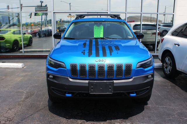 Used 2022 Jeep Cherokee Trailhawk w/ Sound & Nav Group AWD/4WD image 2