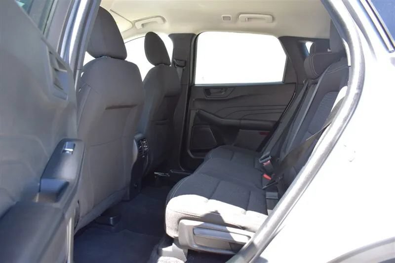 Used 2023 Ford Escape Active AWD/4WD image 28
