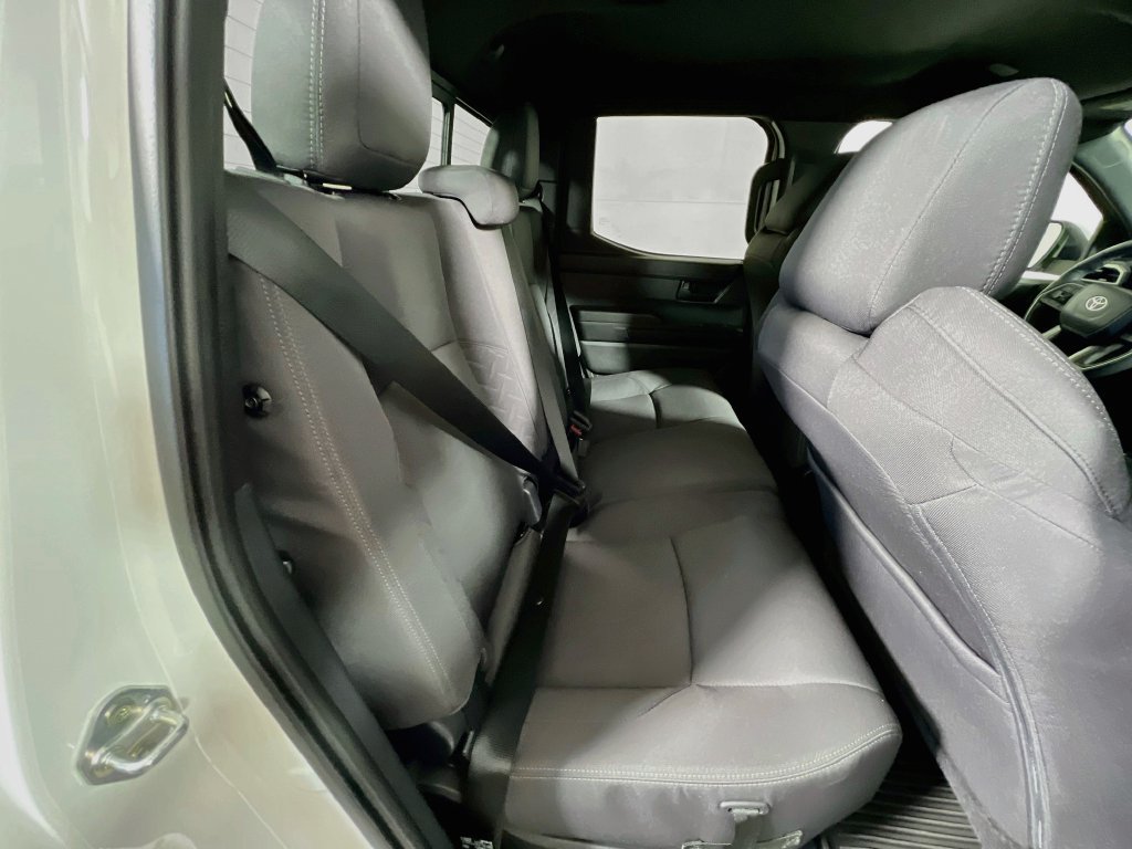 Certified 2025 Toyota Tacoma SR5 AWD/4WD image 24