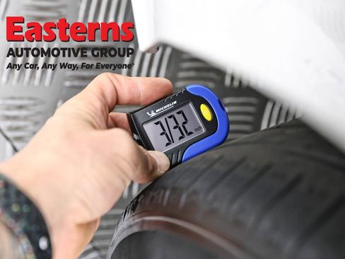 Used 2020 Toyota Camry LE image 30