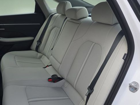 New 2026 Hyundai Sonata SEL AWD/4WD image 9