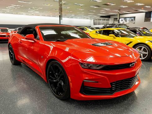 Used 2020 Chevrolet Camaro SS image 17