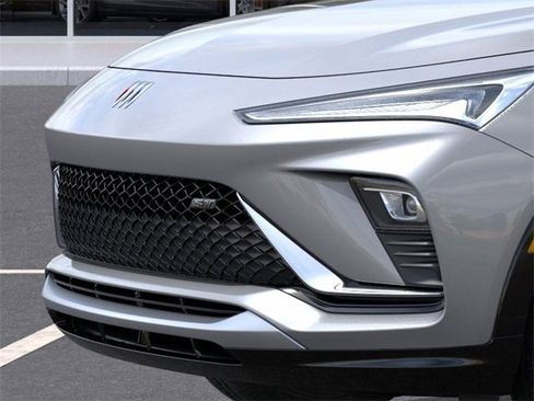 Used 2026 Buick Envista Sport Touring w/ Convenience I Package image 13