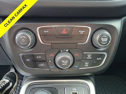 Used 2018 Jeep Compass Latitude w/ Popular Equipment Group AWD/4WD image 20
